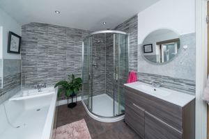 BATHROOM- click for photo gallery